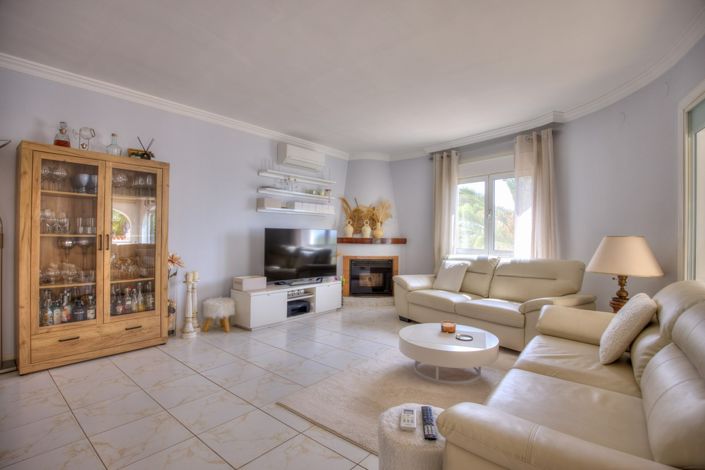 Image No.4-3 Bed Villa for sale