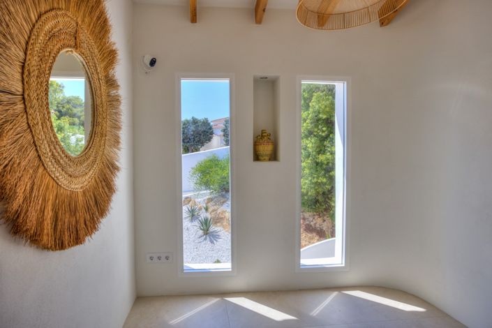 Image No.15-5 Bed Villa for sale