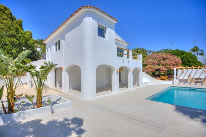 Image No.9-5 Bed Villa for sale