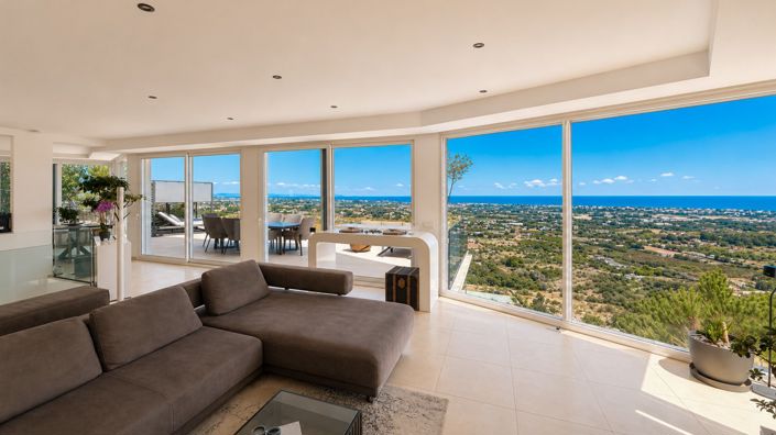 Image No.6-4 Bed Villa for sale