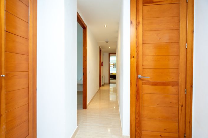 Image No.26-3 Bed Villa for sale