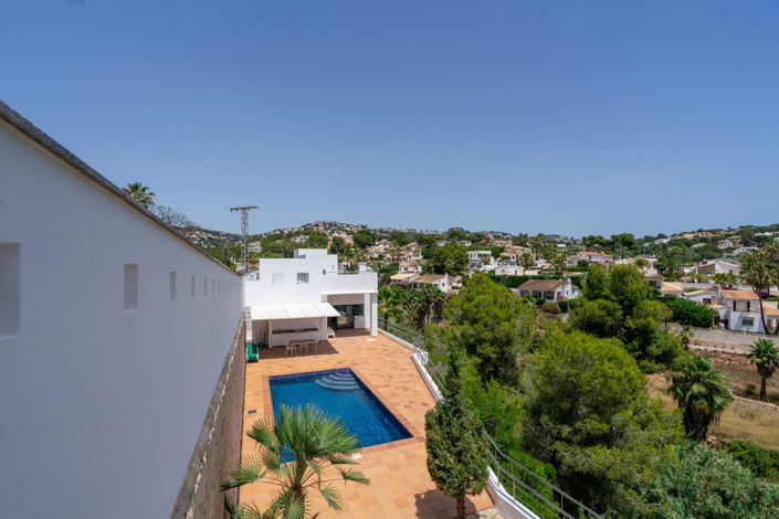Image No.29-3 Bed Villa for sale