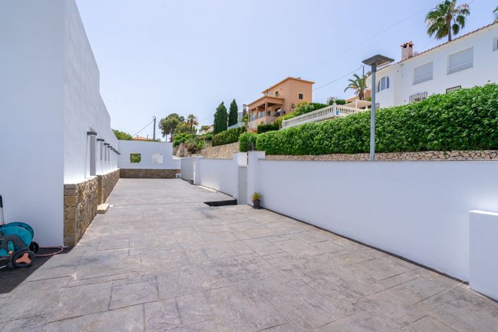 Image No.34-3 Bed Villa for sale