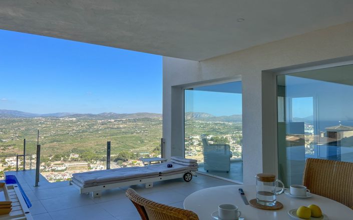 Image No.10-2 Bed Villa for sale