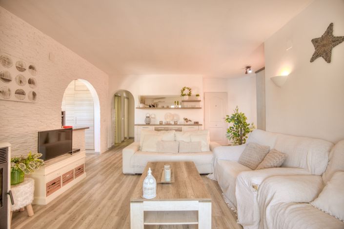 Image No.4-3 Bed Villa for sale