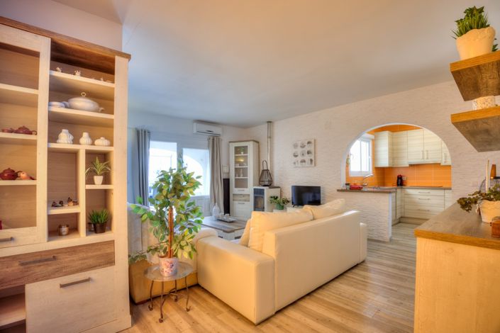 Image No.9-3 Bed Villa for sale