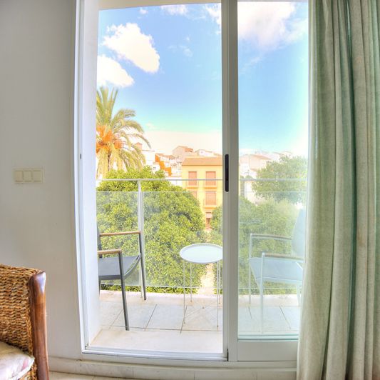 Image No.10-3 Bed Apartment for sale