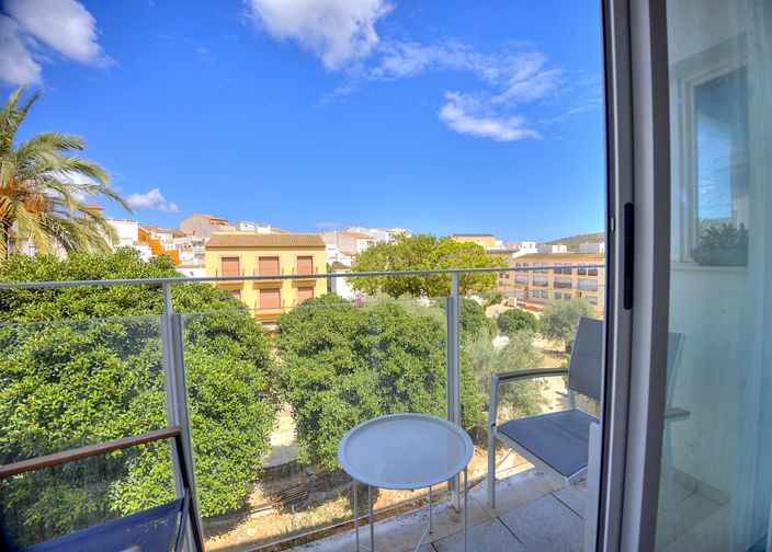 Image No.11-3 Bed Apartment for sale