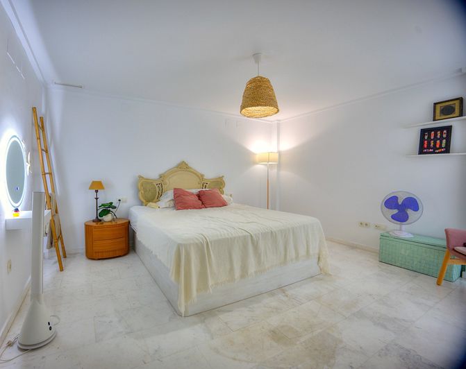 Image No.2-3 Bed Apartment for sale