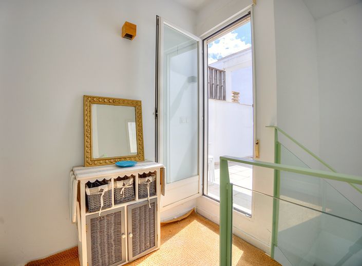 Image No.22-3 Bed Apartment for sale