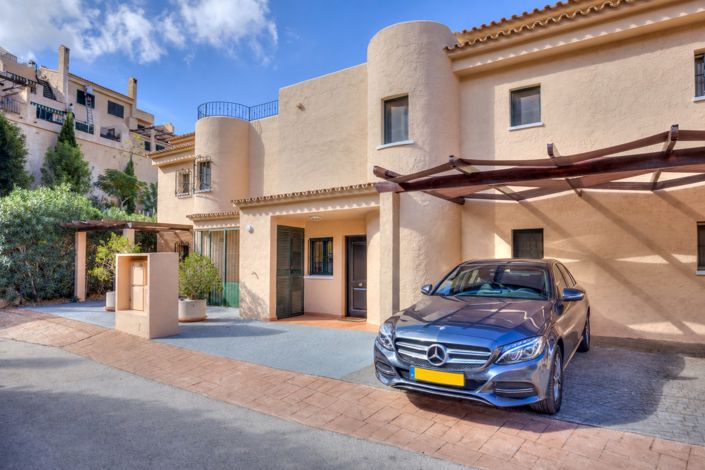 Image No.24-3 Bed Villa for sale