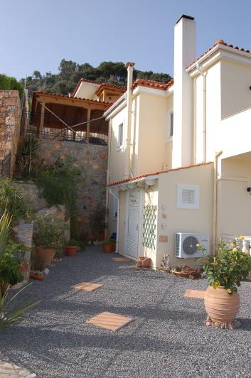 Image No.2-2 Bed House for sale