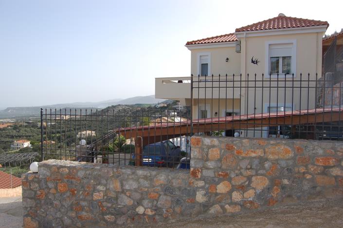 Image No.3-2 Bed House for sale