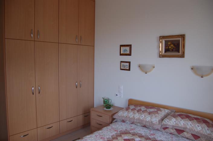 Image No.15-2 Bed House for sale