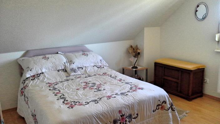 Image No.14-4 Bed House for sale