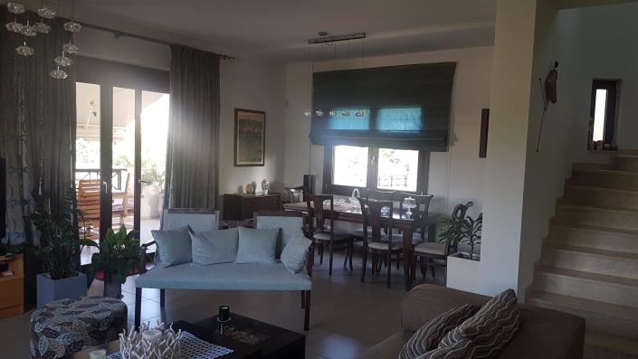 Image No.10-5 Bed Villa for sale