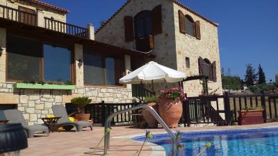 Villa de 4 chambres à vendre à Kokkini Hani