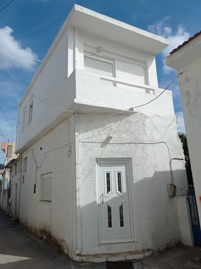 Image No.1-2 Bed House for sale