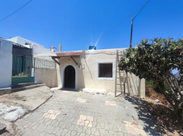1 - Gouves, House