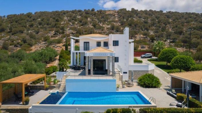 Image No.11-3 Bed Villa for sale