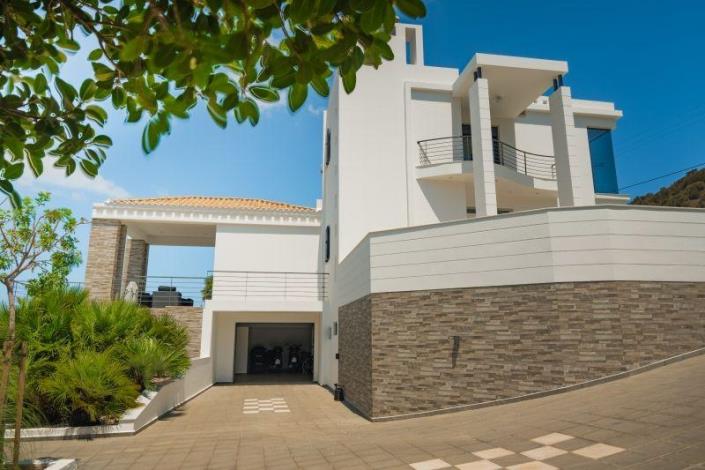 Image No.26-3 Bed Villa for sale