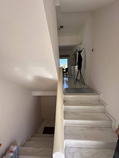 Image No.4-Maison de 4 chambres à vendre à Kokkini Hani