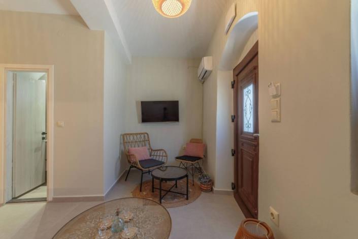 Image No.18-1 Bed Maisonette for sale