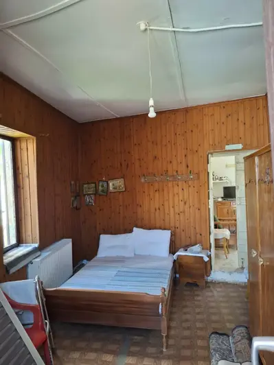 Image No.4-1 Bed House for sale