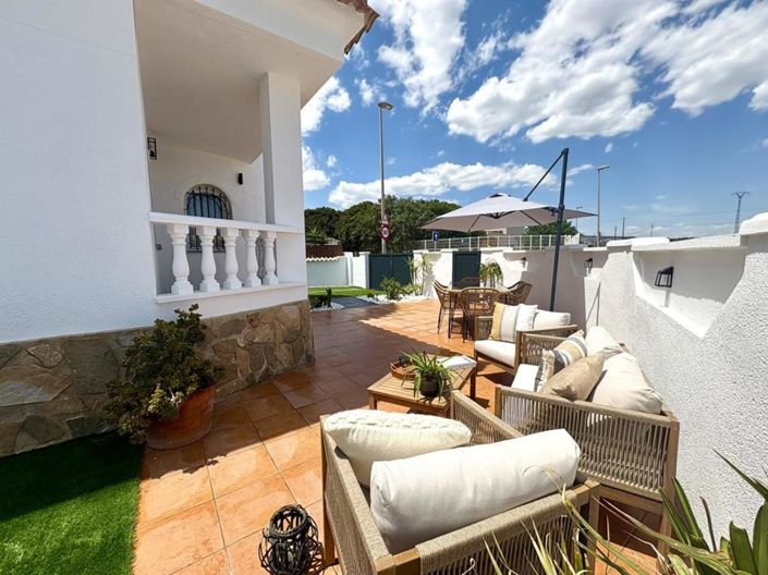 Image No.14-3 Bed Villa for sale