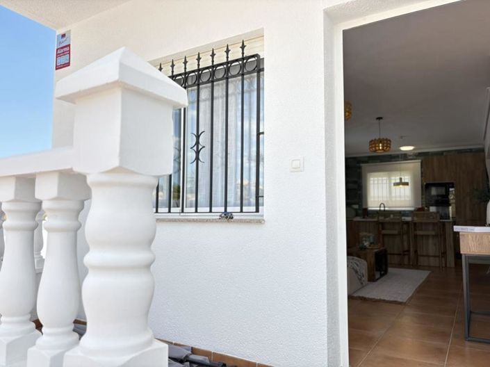 Image No.20-3 Bed Villa for sale