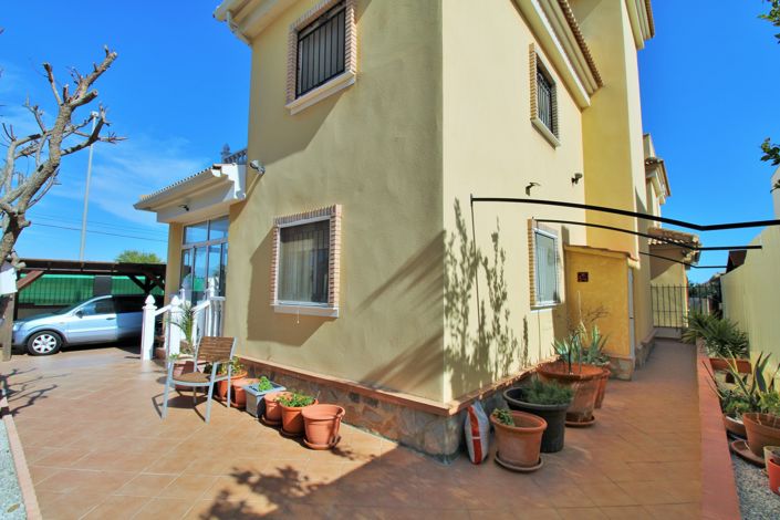 Image No.27-3 Bed Villa for sale