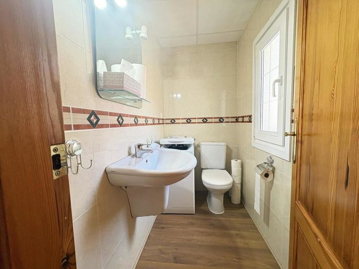 Image No.16-2 Bed Villa for sale
