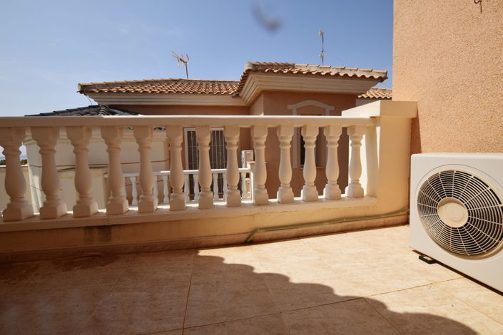 Image No.23-3 Bed House for sale