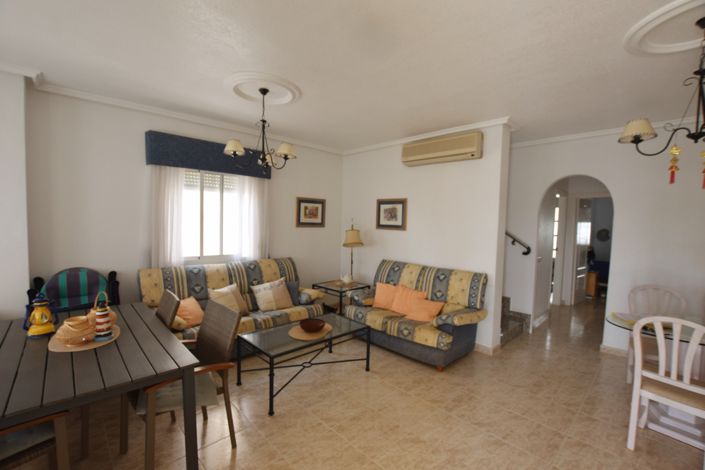 Image No.6-3 Bed House for sale
