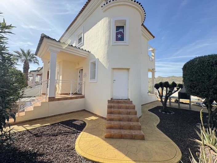 Image No.19-2 Bed Villa for sale