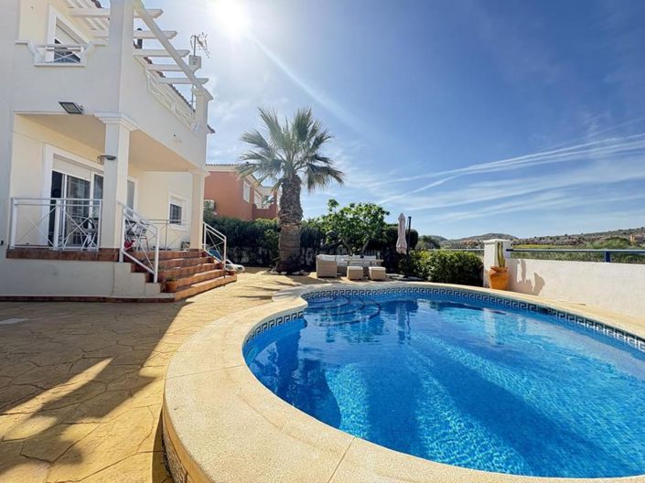 Image No.6-2 Bed Villa for sale