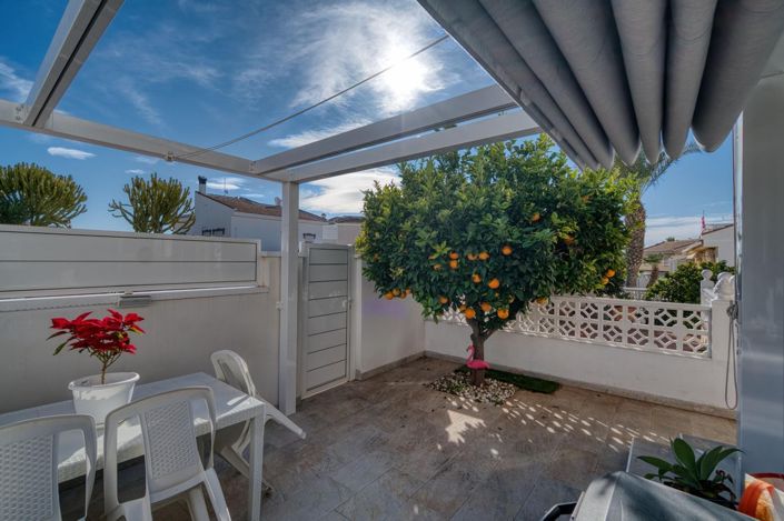 Image No.14-2 Bed Property for sale