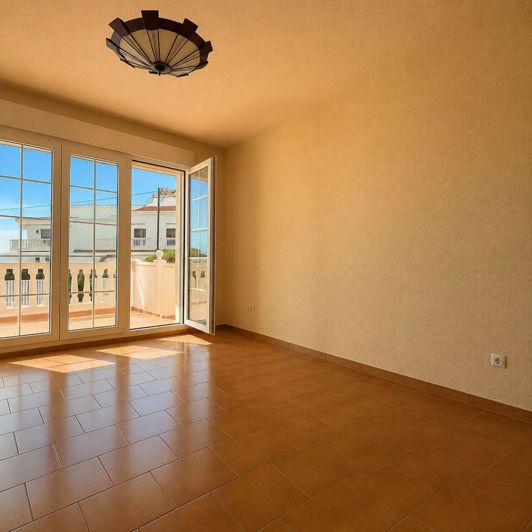 Image No.11-5 Bed Townhouse for sale