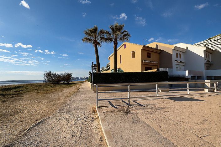 Image No.3-Maison de ville de 5 chambres à vendre à Puig