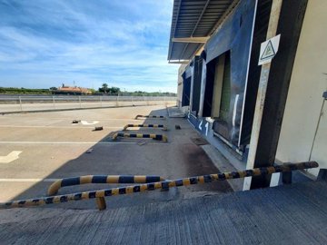 7342592014870686foto725604