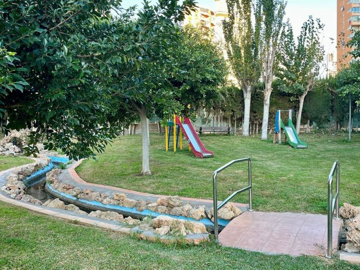 Image No.20-2 Bed Apartment for sale