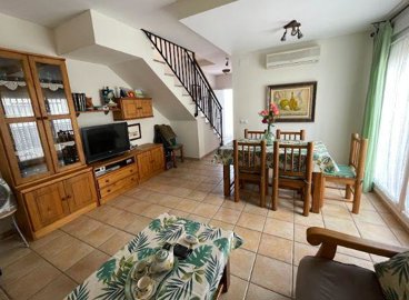 7342592015040409foto541434