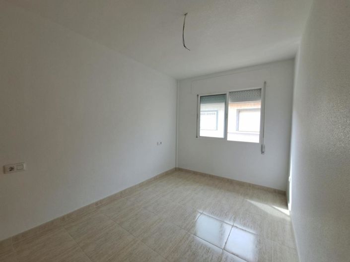 Image No.8-4 Bed Townhouse for sale