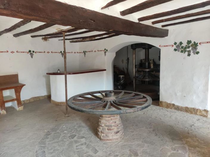 Image No.3-6 Bed Townhouse for sale