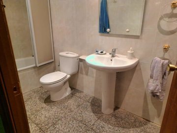 7342592015128410foto018481