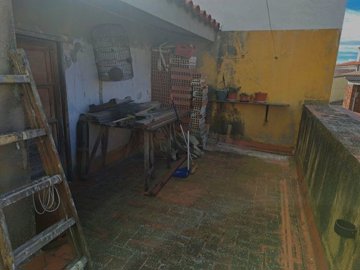 7342592015128410foto695569