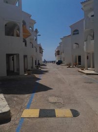 7342592015144303foto091330