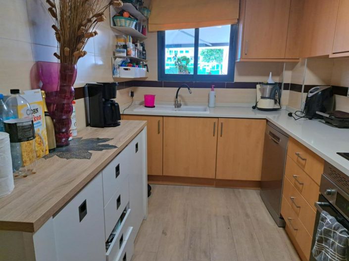 Image No.10-3 Bed Flat for sale