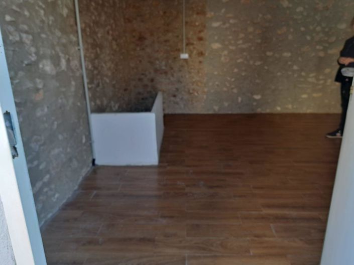 Image No.18-3 Bed Townhouse for sale