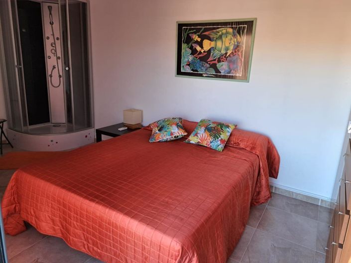 Image No.17-2 Bed Flat for sale